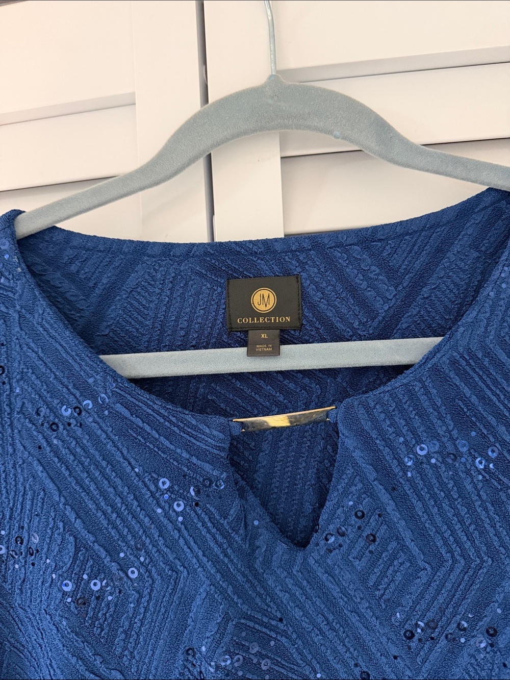 JM Collection Blue Sequin Textured V-Neck Top - Picture 2 of 5